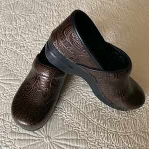 Dansko Professional Shoes